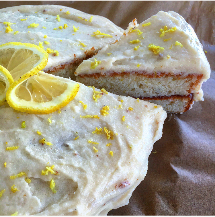 Double Layer Lemon Cake with Lemon Cream Cheese Frosting